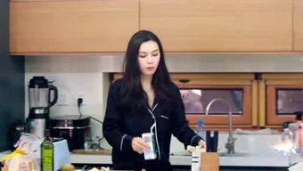 原创吃瓜少女侃娱乐